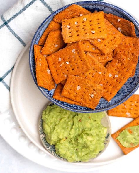 Gluten Free Chickpea Chips - The Daily Dish Chickpea Chips, Chickpea Flour Pancakes, Lentil Chips, Healthy Crackers, Vegan Grocery List, Crispy Crackers, Gluten Free Crackers, Vegan Grocery, Healthy Vegan Snacks