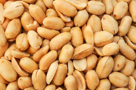 Peanut Snack, Salted Peanuts, Salted Nuts, Tasty Snacks, Nut Snacks, Hanuman Images, Cholesterol Diet, Vegetable Protein, Roasted Peanuts