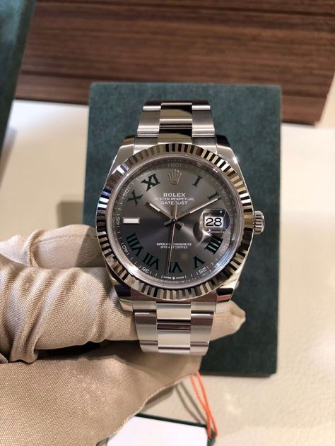 Rolex Datejust 41 Wimbledon Rolex Date Just Wimbledon, Rolex Wimbledon, Aesthetic Watch, Rolex Datejust Men, Silver Pocket Watch, Swiss Army Watches, Rolex Date, Rolex Watches For Men, Expensive Watches