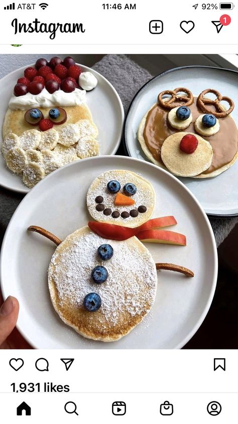 Easy North Pole Breakfast, Christmas Themed Breakfast, Northpole Breakfast, North Pole Breakfast Printables, Christmas Food Ideas For Kids, Christmas Breakfast Ideas For Kids, Classroom Winter Party, Santa Pancakes, Elf 2023