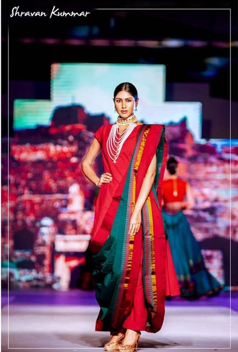 Fashion Drapes, Indian Drapes, Grand Saree, Heavy Kurti, Rally Ideas, Draping Saree, Saree Pattern, Draping Styles, Fashion Draping