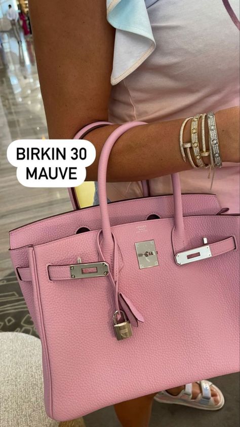 Pink Birkin Bag Aesthetic, Pink Birkin Bag, Birkin Bag Aesthetic, Pink Birkin, Figure Aesthetic, Soft Lifestyle, Pink Luxury, Inside My Bag, Luxury Bags Collection