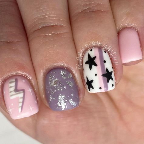 Lighting Bolt Nail Art, Lightening Bolt Nail Design, Lightening Nails, Lightning Bolt Nails, Stamped Nails, Cute Nail Ideas, Pink Stiletto Nails, Light Purple Nails, Fingernail Art