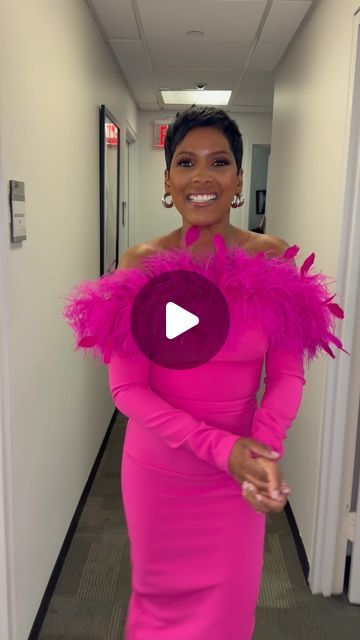 Tamron Hall Show on Instagram: "The Fall Beauty Bar show is HERE! Don’t miss tips, tricks and much more with some of our favorite beauty insiders. Plus, we’ve got HUGE giveaways that you at home have a chance to win. Don’t miss it! 💗💄🪮✨" Tamron Hall, Fall Beauty, Autumn Beauty, Beauty Inside, Beauty Bar, Tips Tricks, The Fall, To Win, At Home