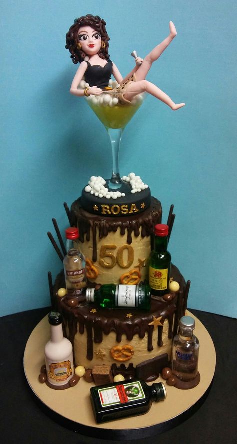 50th Birthday Cakes For Men, 50th Birthday Cupcakes, Birthday Party Essentials, Strawberry Cream Cakes, 40th Cake, Alcoholic Desserts, Dad Birthday Cakes, Chocolate Dishes, 50th Cake