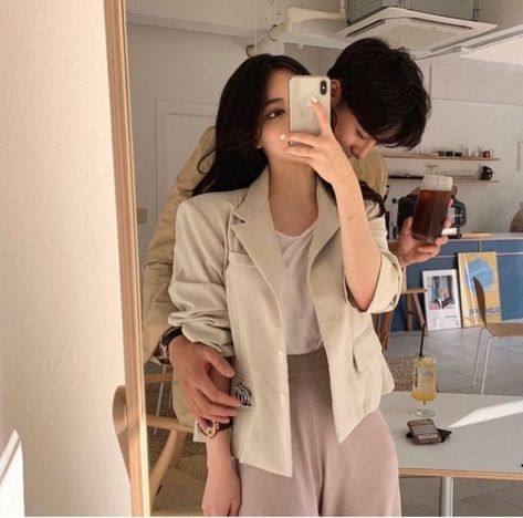 Korean Date, Ulzzang Girl Selca, Picture Table, Lovecore Aesthetic, Ideal Man, Ulzzang Couple, Korean Couple, Korean Aesthetic, Couples Poses For Pictures