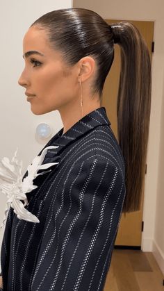 #BEAUTY ,#REALATIONSHIPS #Fashion #Outfits #Summer Outfits #Animals Slick High Ponytail Hairstyles, Slick Tail, Slick High Ponytail, Ponytail Hair Ideas, Ponytail Art, Ponytail Sleek, Slicked Back Hairstyles, Silver Hair Dye, Bright Pink Hair