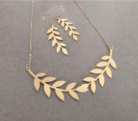 Leaf Necklace Gold, Leather Silver Bracelet, Gold Jewellery Set, Delicate Gold Bracelet, Bridesmaid Bracelet Gift, Jewelry Set Gold, Initial Bracelet Gold, Silver Leaf Bracelet, Gold Jewelry Set