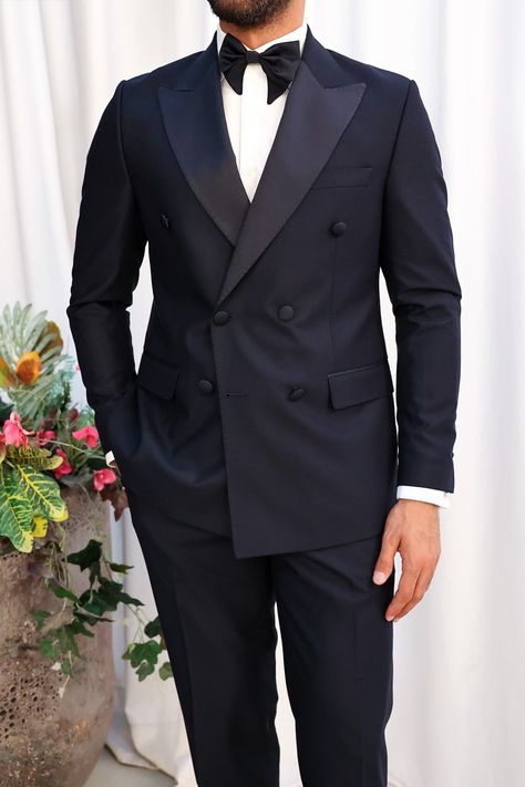 Enjoy the finest attire with our Navy Double-Breasted Tuxedo 2-Piece by VIOSSI. The six-button blazer, adorned with peak lapels, offers an exclusive and refined look. Leave an outstanding mark at upscale events, showcasing your sophisticated style.  #navybluesuit #tuxedo #formalwear #mensfashion #exclusivestyle #sophisticatedstyle #dapper Brown Suede Chelsea Boots, Brown Leather Chelsea Boots, Suit Styles, Double Breasted Tuxedo, Suit Stores, Slim Fit Suit Men, Black Leather Chelsea Boots, Suits Prom, Slim Fit Tuxedo