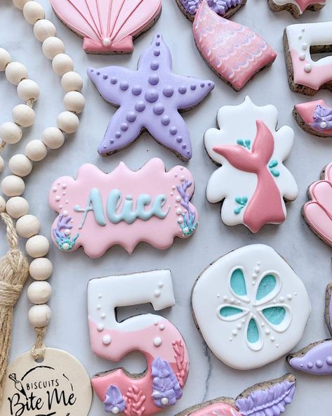 Mermaid Iced Cookies, Under The Sea Decorated Cookies, Number 5 Cookies Decorated, Ariel Cookies Decorated, Mermaid Party Cookies, Mermaid Sugar Cookies Royal Icing, Oneder The Sea Cookies, Mermaid Decorated Cookies, Little Mermaid Cookies Decorated