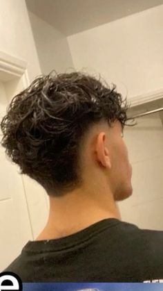 Back Of Head Haircut Men, Men’s Hairstyles Fade, Bust Fade Haircut, Summer Haircuts Men, Men’s Curly Hair Cuts, Curly Haircut Men, Faded Mullet Men, Low Burst Fade, Blowout Taper Fade