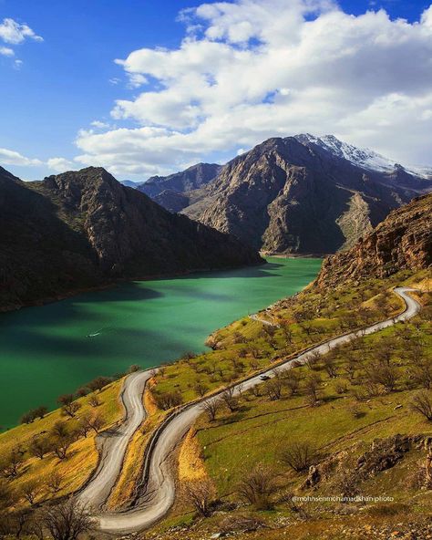 Seyravan river in Kermanshah, Iran  Zagros mountains Kermanshah Iran, Goddess Ishtar, Red Goddess, Fantasy Terrain, Zagros Mountains, Photos Of Cats, Iran Travel, Vintage Cats, Ends Of The Earth