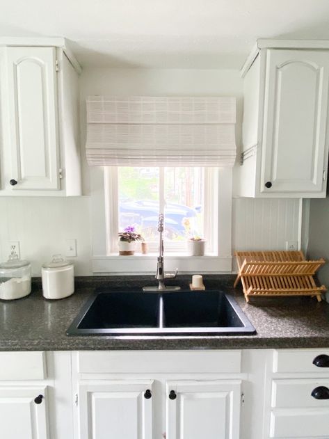 Window Treatments For Kitchen Sink, Kitchen Window Coverings Over Sink, Small Kitchen Window Over Sink, Above Kitchen Sink Decor, Kitchen Sink Window Decor, Small Kitchen Window Treatments, Kitchen Window Above Sink, Kitchen Sink Window Treatments, Kitchen Window Over Sink