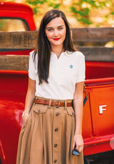 The Classic Polo - Classy Girls Wear Pearls Polo And Khaki Women, Polo Classic Outfit Womens Fashion, Polo Shirt And Skirt Outfit Women's, Polo With Skirt, How To Style A Polo Shirt Women, Polo Outfits For Women, Fitted Cotton Polo Dress, Casual Style, Vintage Polo Shirt, Polo Shirt Outfits