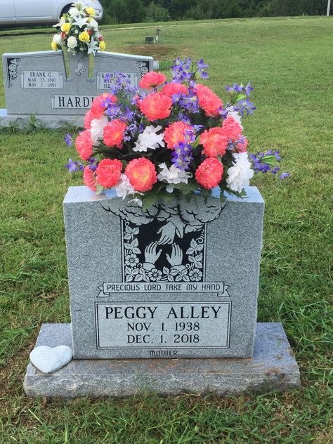 Gravestone Aesthetic, Grave With Flowers, Coral Peonies, Memorial Flowers, Maine Usa, Flowers Arrangements, Soul Eater, Find A Grave, Deco Mesh