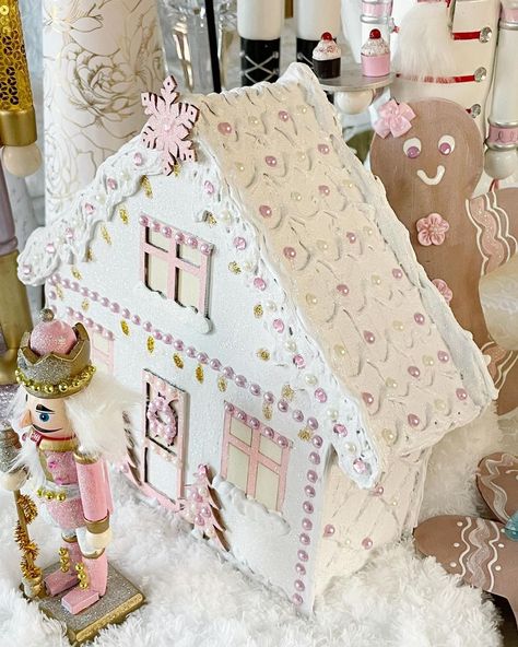 Vanessa ▪️DIY ▪️Home decor on Instagram: “Time consuming, but worth every minute! I’m in love with my pretty in pink gingerbread house! I made it with 2 of the Dollar Tree wooden…” Dollar Tree Gingerbread House, Tree Gingerbread House, Pink Gingerbread House, Easy Gingerbread House, Pastel Christmas Decor, Ginger Bread House Diy, Candy Pastel, Pink Gingerbread, Christmas Crafts Diy Projects