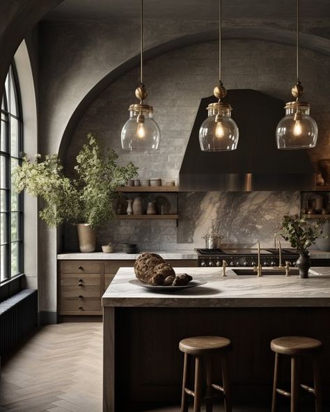 Dark Kitchen Hood, Mountain Lodge Dining Room, Moody Contemporary Kitchen, Moody Neutral Kitchen, Warm Rustic Kitchen, Dark Cozy Kitchen, Dark Luxury Kitchen, Back Kitchen Ideas, Modern Tudor Interiors