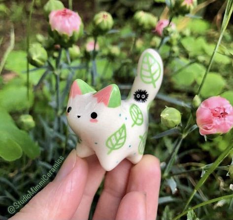 Art Ideas Cute, Clay Art Ideas, Soot Sprites, Instagram Painting, Creation Art, Clay Diy Projects, Clay Crafts Air Dry, Tanah Liat, Cute Polymer Clay