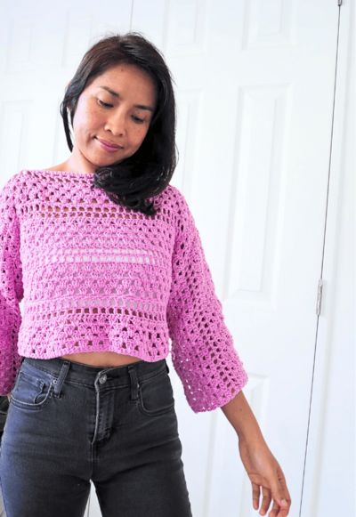 Lacy Crochet Sweater Granny Stitch Sweater, Easy Crochet Sweater, Crochet Sweater Top, Blanket Squares, Crochet Granny Stitch, Crochet Apparel, Crochet Sweater Free, Lacy Crochet, Crochet Square Blanket