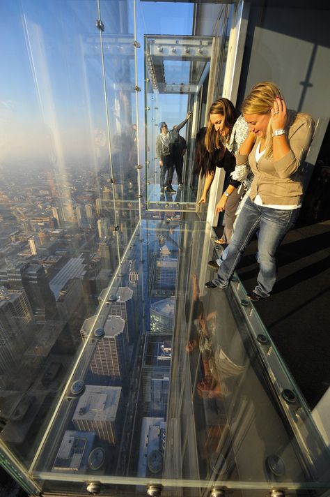 Willis Tower Skydeck, Skydeck Chicago, Chicago Vacation, Sears Tower, The Ledge, Chicago Photos, Chicago Travel, My Kind Of Town, Scary Places