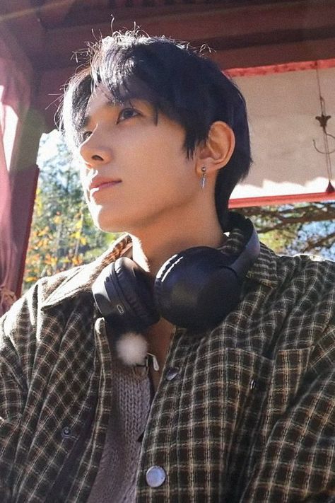 Heeseung Lowkey Boyfriend Pics, Heeseung Bf Pics, Heeseung As Your Boyfriend, Heeseung No Face, Boyfriend Material Heeseung, Heeseung Unseen Pictures, Heeseung Boyfriend Material Photo, Heesung Boyfriend Material, Lee Heeseung Boyfriend Material