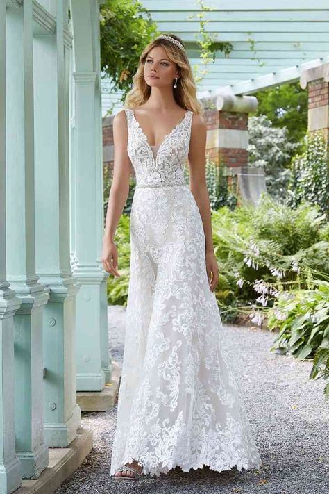 Style 2025, Western Wedding Dresses, Dress Gallery, Wedding Dress Pictures, Beaded Belt, Princess Wedding, Best Wedding Dresses, Satin Wedding, Bridal Wedding Dresses