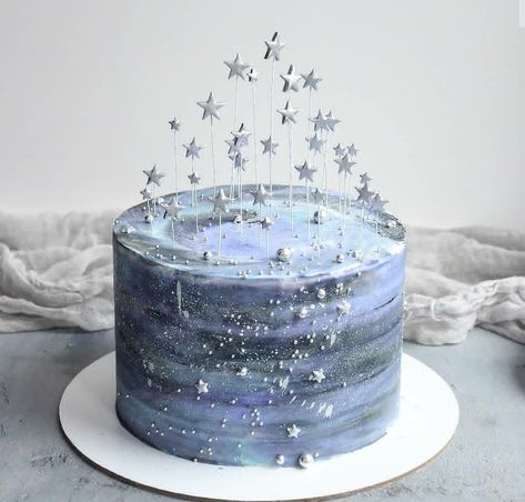 Childhood Traumas, Galaxy Cake, 18th Birthday Cake, Beautiful Birthday Cakes, Creative Birthday Cakes, Blue Cakes, 18th Birthday Party, Pretty Birthday Cakes, Cute Birthday Cakes