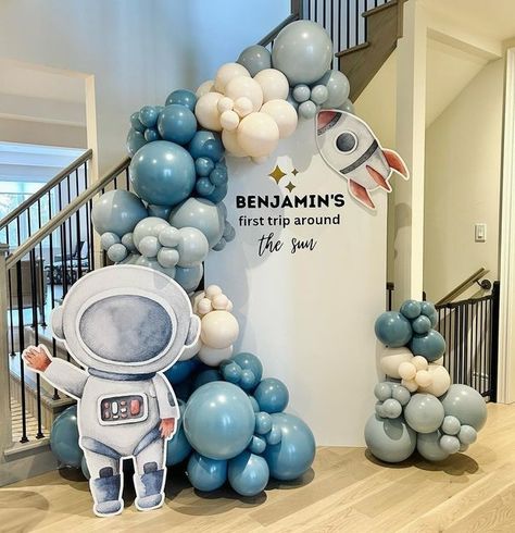 Two The Moon Birthday Balloons, Space Birthday Party Backdrops, One Backdrop Birthday, Astronaut Balloon Garland, Astronaut Birthday Theme Decor, First Trip Around The Sun Birthday Backdrop, Space Birthday Backdrop, Space Theme Birthday Decor, Boys Themed Birthday Parties