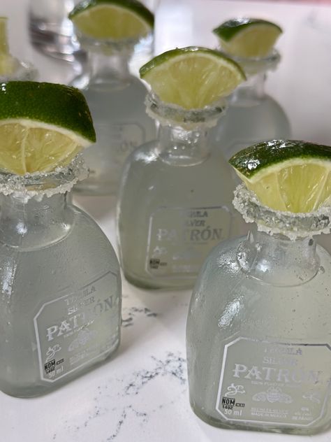 #aesthetic #mini #patron #shots #aestheticposts #aestheticphotos #aestheticpage #miniature #shotsrecipes #shooters #shooterrecipes #lime #salt #tequila #chilled #summer #summervibes #summeraesthetic #tezza #photography #photoeditor #influencer #influencerstyle Mojito Themed Party, Patron Tequila Aesthetic, Tequila Shots Aesthetic, Patron Shots, Tequila Aesthetic, Festival Drinks, Tulum Party, Heels Dior, Lime Wedding