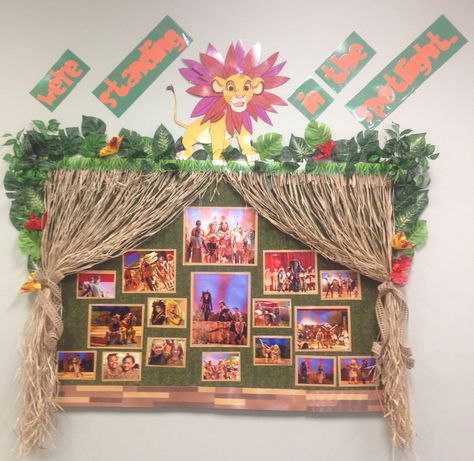 My jungle themed Lion King Kids bulletin board Madagascar Classroom Theme, The Lion King Classroom Theme, Lion King Bulletin Board Ideas, Lion King Bulletin Board, Lion King Decor, Lion King Classroom Theme, Jungle Theme Bulletin Boards, Lion King Classroom, Lion King Decorations