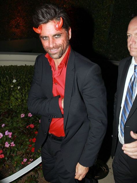 Men Devil Costume, Lucifer Halloween Costume, Devil Halloween Costume Men, Male Halloween Costumes Men, Devil Costume For Men, Celebrity Couple Costumes, Doll Makeup Halloween, Halloween Makeup Clown, Halloween Make-up Looks