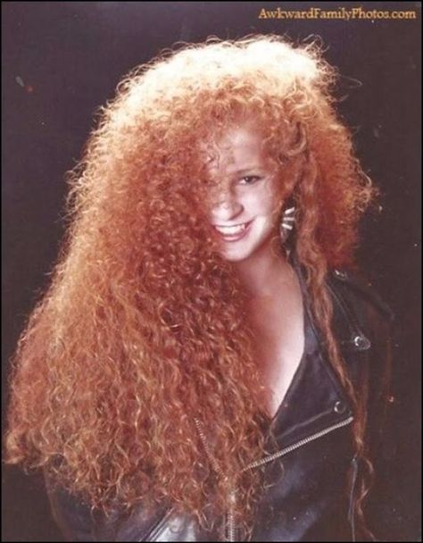 80s Big Hair, Red Curly Hair, Awkward Family Photos, 80s Hair, Simply Red, Glamour Shots, Hair Brained, Red Head, Permed Hairstyles