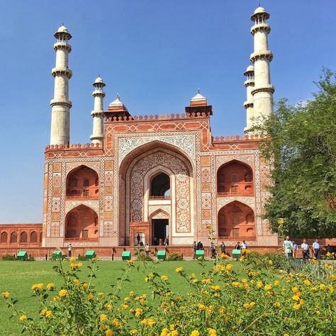 Tomb of Akbar the great , Agra , India.                                                                                                                                                                                 Mais Akbar Tomb Agra, Tomb Of Akbar, Akbars Tomb, Taj Mahal India, Asian Architecture, India Design, Agra India, Montezuma, Sapphire Rings