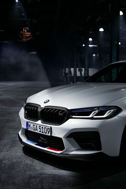 Bmw White, Bmw Sports Car, M5 F90, Bmw M Series, Luxury Car Photos, Dream Cars Bmw, Bmw Sport, Bmw Wallpapers, Pimped Out Cars