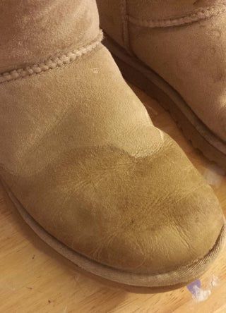 How to Clean Ugg Boots : 4 Steps (with Pictures) - Instructables Clean Ugg Boots, Cleaning Ugg Boots, Cleaning Uggs, Ugh Boots, Knit Ugg Boots, Ugg Style Boots, Sports Drinks, Chestnut Uggs, How To Clean Suede