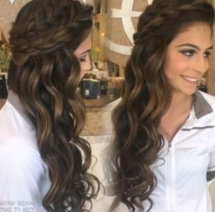 Wedding Guest Hair Long, Hairstyles For Long Hair Brown, Brown Haircuts, Wedding Guest Hair, Long Hair Brown, Hair Long Curly, Wedding Hair Brunette, Short Hair Hacks, Wedding Guest Hairstyles