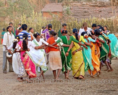 Jay Adivasi Photo, Jay Adivasi, Adivasi Photo, Tribe Photography, Traditional Pictures, Photo Exhibition, India Painting, Men Health, Indigenous Tribes