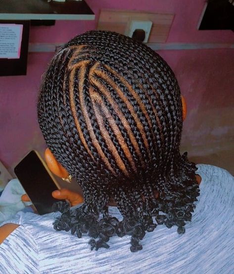 Snoopy Hairstyles With Natural Hair, Essence Hairstyles African, Simple Weaving Hairstyles, Natural Cornrow Hairstyles For School, Wig Lines, Snoopy Hairstyles, Small Lines Hairstyle, Free Hand Plaiting Natural Hair, Plaits Hairstyles Black