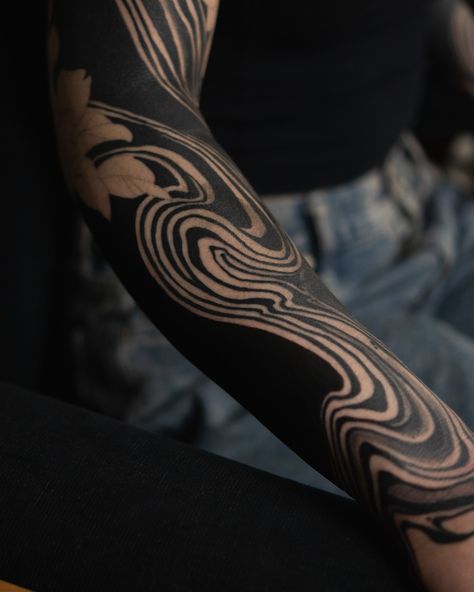 Marble Tattoo, Black Work Tattoos, Lake Tattoo, Asymmetrical Sleeves, H Tattoo, Free Hand Tattoo, Liquid Marble, Abstract Tattoo, Black Work