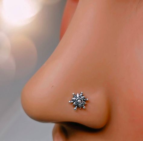 Nose Pin Aesthetic, Studs Nose Piercing, Nose Pin Indian, Cute Nose Rings, Small Nose, Body Gym, Nose Piercings, Indian Nose Ring, Nose Studs