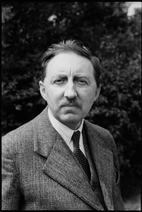 E.M.(Edward Morgan) Forster (1879-1970).English novelist.best known for his Edwardian British society drama's and romances,such as 'A Room With a View','Howard's End' and the colonial India British Raj-set 'A Passage to india' A Passage To India, Colonial India, Howard End, National Portrait Gallery, World Of Books, Portrait Gallery, Books, Pins