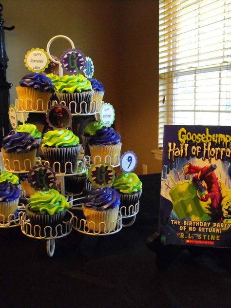 GOOSEBUMPS (R.L. Stine) | CatchMyParty.com Goosebumps Birthday Party, Goosebumps Birthday, Birthday Party Gift Bag Ideas, Goosebumps Party, Fun Halloween Food, 11th Birthday, Monster Party, 6th Birthday Parties, 4th Birthday Parties