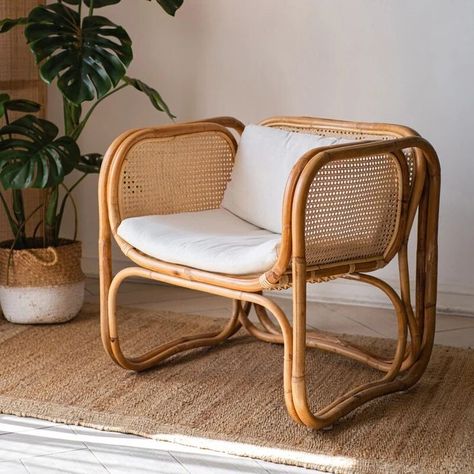 Rattan Sculpture, Narrow Armchair, Bamboo Chair Design, Balcony Couch, Casual Chairs, Wicker Armchair, Single Arm Chair, Hotel Chair, Bamboo Chair