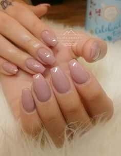 Wedding Nails Short Nail Beds, Nice Gel Nails, Gel Extension Nails French Tip, Wedding Nail Colors Bridesmaid, Square Round Gel Nails, French Tip Gel Nails Short Square, Pretty Shellac Nails, Sns Nails Neutral Colors, Braidsmaid Nail Ideas