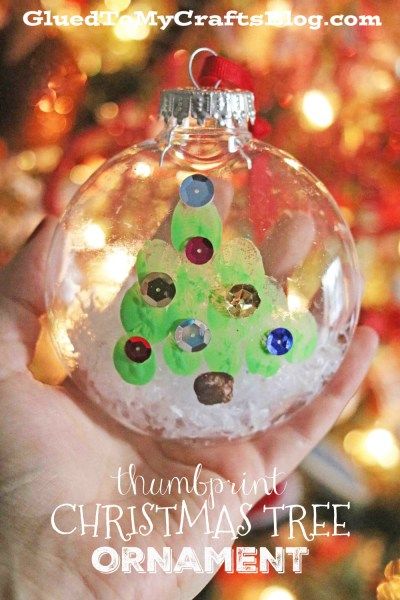 Thumbprint Christmas Tree Ornament - Kid Craft Idea Fingerprint Ornaments, Toddler Ornaments, Kids Tree Ornaments, Kids Holidays, Clear Christmas Ornaments, Holidays Ideas, Christmas Crafts For Toddlers, Christmas Gifts For Parents, Kids Christmas Ornaments