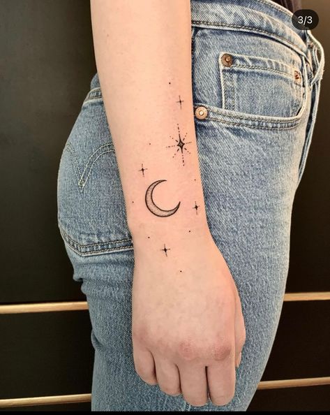 Tattoo After Care, Moon Star Tattoo, Tattoo Ideas Unique, Tattoo Artist Tattoo, Celestial Tattoo, Beauty Tattoo, Artist Tattoo, Up Tattoo, Inspiration Tattoo