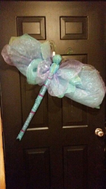 Dragonfly Dragonfly Wreath Diy, Dragonfly Party Decorations, Dragonfly Decor Quinceanera, Dragon Fly Out Of Ceiling Fans, Plastic Coat Hanger Dragonfly, Dragonfly Nursery, Ladybug Baby Shower Theme, Dragonfly Birthday, Giant Dragonfly