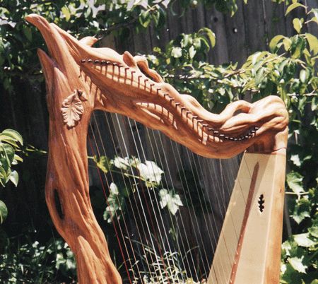 Celtic Oak Tree Harp Mythology Aesthetic, Aesthetic Princess, Celtic Harp, Irish Harp, Captive Prince, The Harp, Music Inspiration, Greek Gods And Goddesses, Celtic Mythology