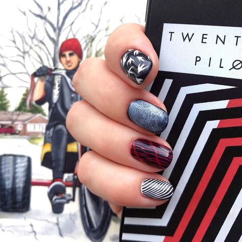 21 Pilots Nails, Twenty One Pilots Nails Clancy, Twenty One Pilots Nails, Nirvana Nails, Twenty One Pilots Tour, Twenty One Pilots Merch, Clique Art, 21 Pilots, Stay Alive