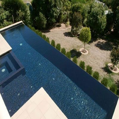 Lap Pools Backyard, Pool Design Modern, Lap Pool Designs, Moderne Pools, Luxury Swimming Pools, Infinity Edge Pool, Luxury Pools, Above Ground Swimming Pools, Modern Pools